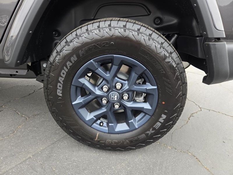 New 2026 Jeep Wrangler 4-door 85th Anniversary Edition
