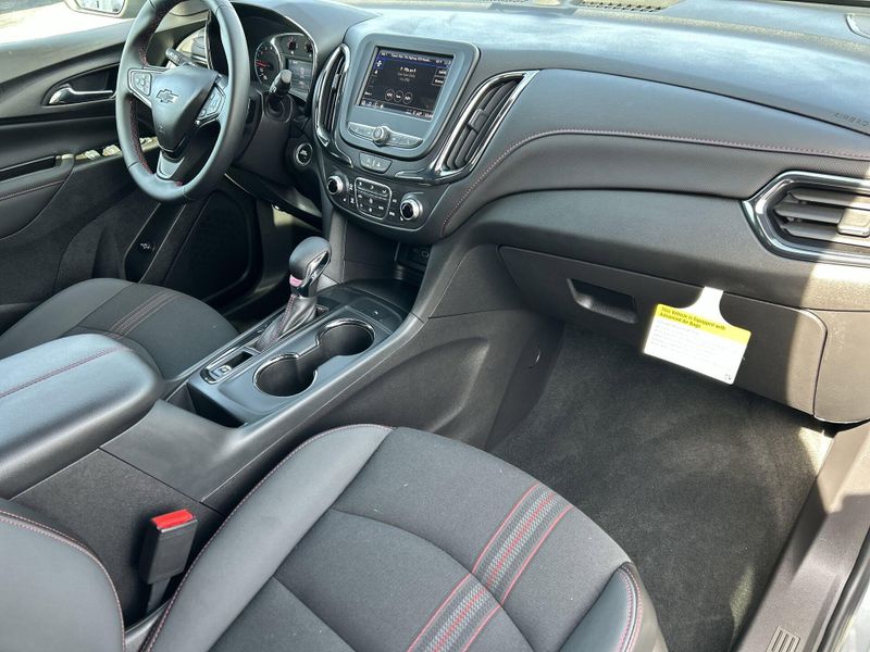 2024 Chevrolet Equinox RSImage 28