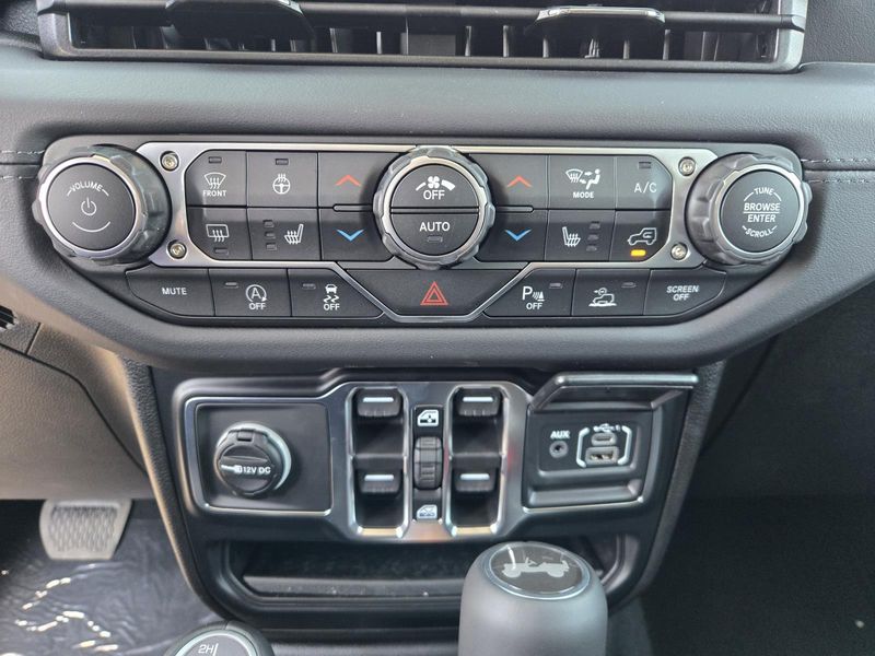 New 2026 Jeep Wrangler 4-door Sahara