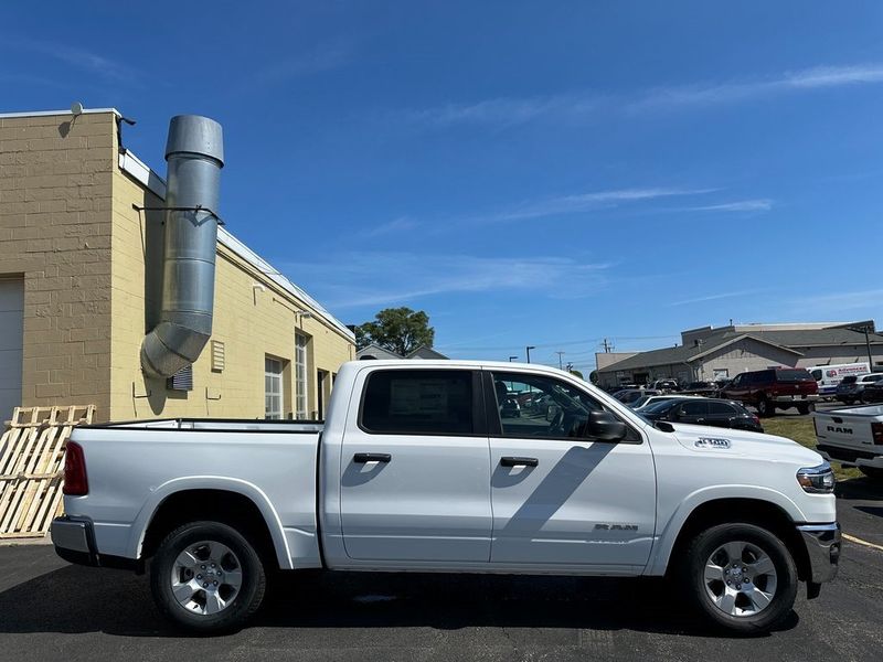 2025 RAM 1500 Big Horn Crew Cab 4x4 5