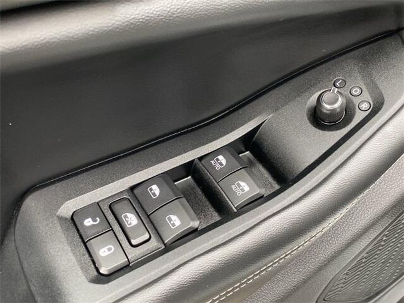 2023 Jeep Grand Cherokee L AltitudeImage 21