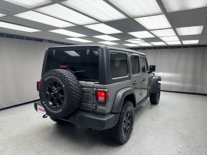 2021 Jeep Wrangler Unlimited WillysImage 4