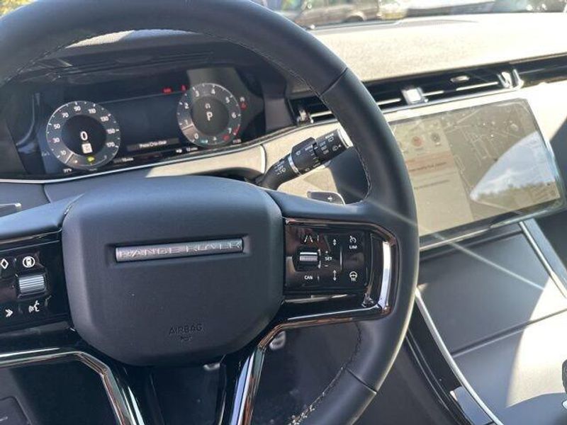 Used 2025 Land Rover Range Rover Evoque Dynamic SE