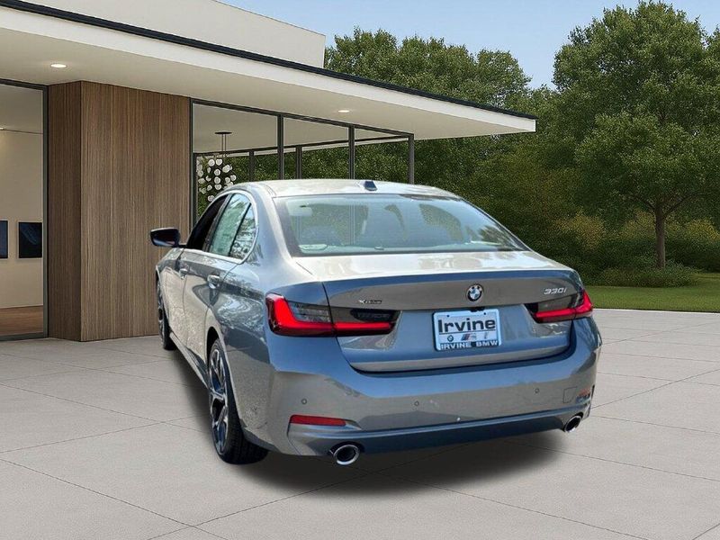 New 2026 BMW 3 Series 330i xDriveImage 11