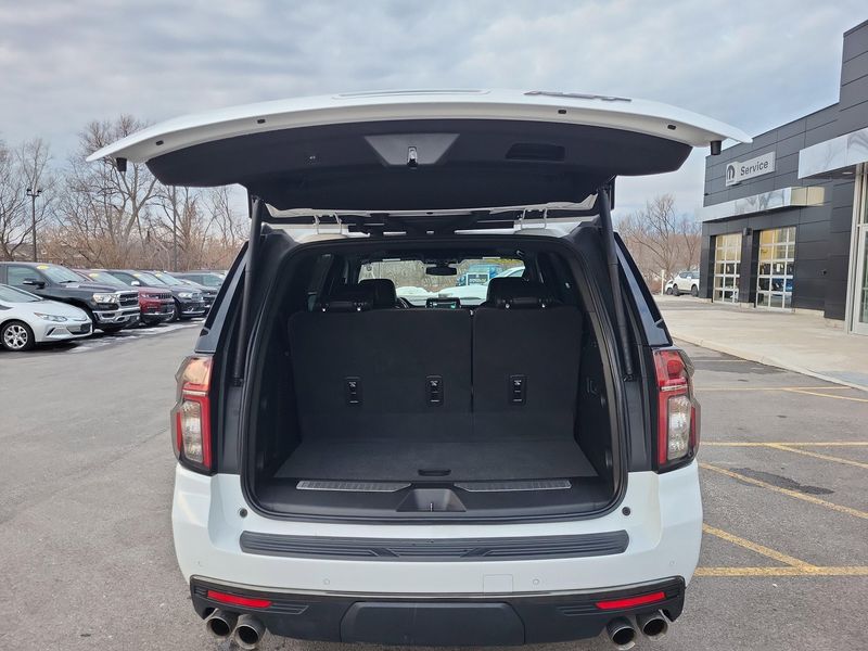 Used 2022 Chevrolet Tahoe RSTImage 14