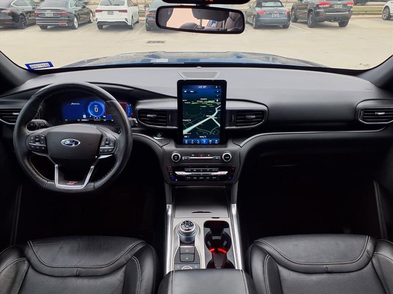 Used 2020 Ford Explorer STImage 14