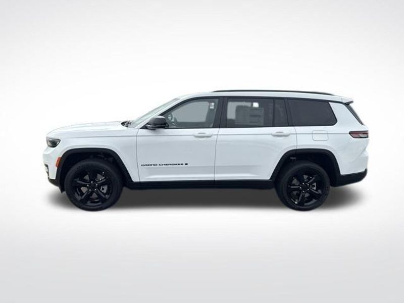 2025 Jeep Grand Cherokee Altitude X2025 Jeep Grand Cherokee L Altitude X 4x4
