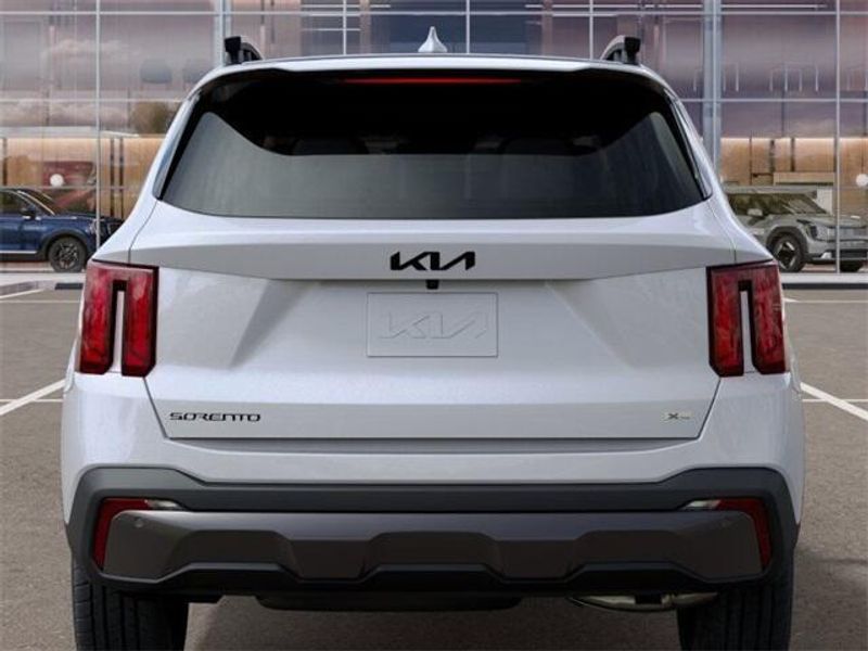 New 2025 Kia Sorento X-Line EXImage 13