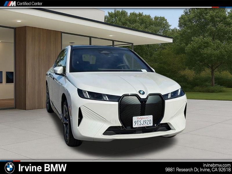 Used 2026 BMW iX xDrive60Image 6