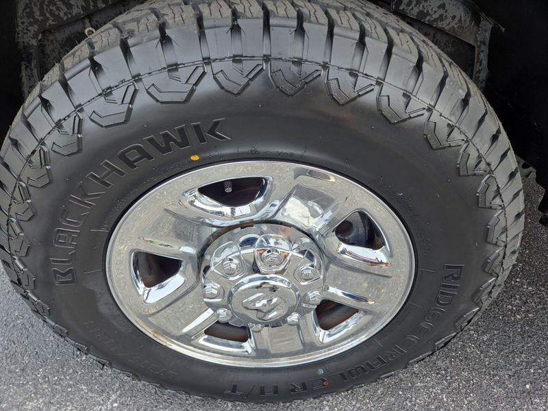 2024 Ram 2500 Big Horn photo 12