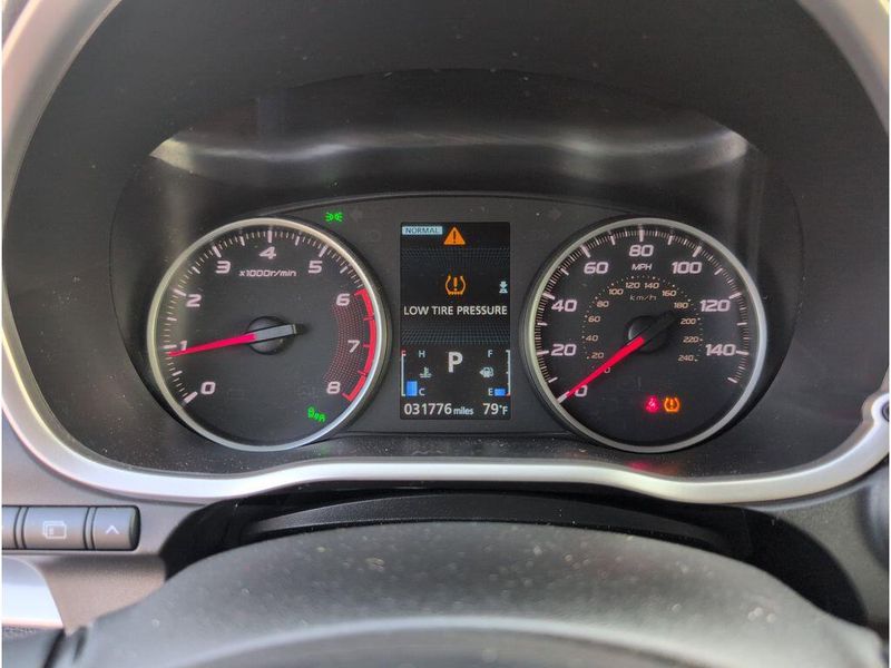 Used 2024 Mitsubishi Eclipse Cross Image 21