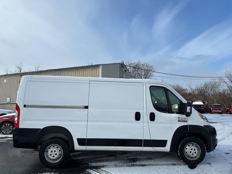 2021 RAM ProMaster 2500 BaseImage 10