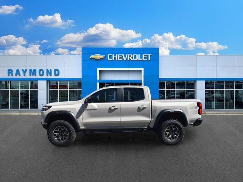 New 2026 Chevrolet Colorado ZR2Image 7