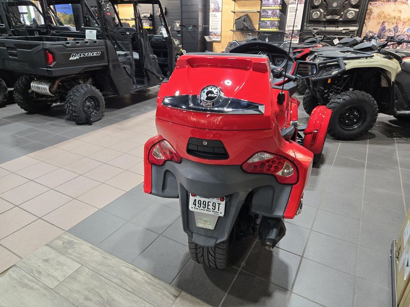 USED 2013 CAN-AM SPYDER RT Image 12