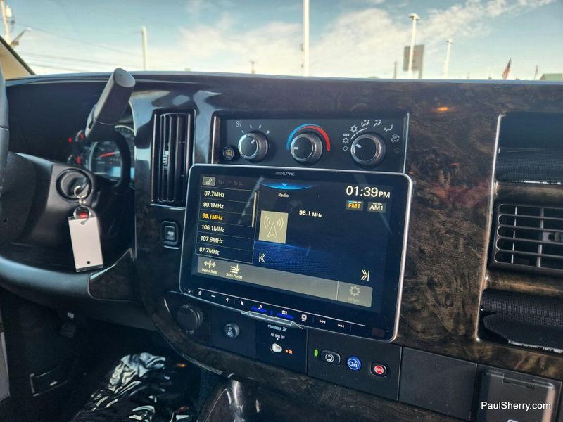 2023 Chevrolet Express 2500 Cargo photo 34