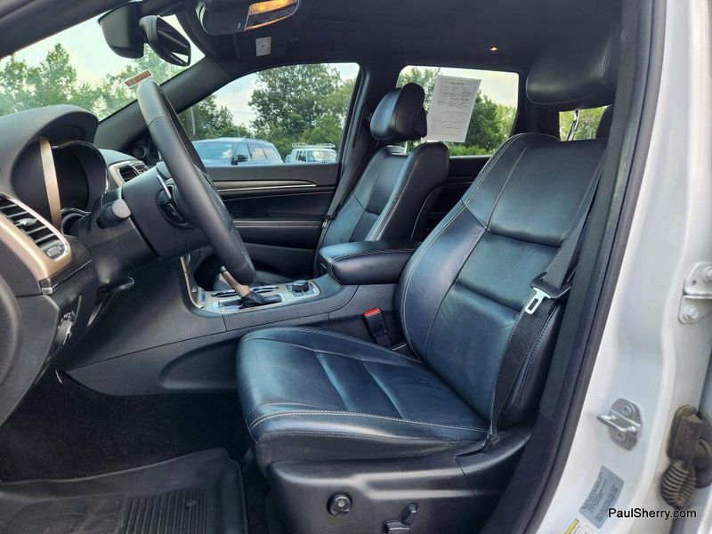 Used 2017 Jeep Grand Cherokee LimitedImage 24