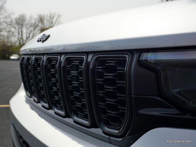 2025 Jeep Grand Cherokee L Altitude X 4x4Image 50