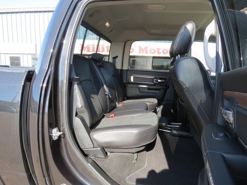 Used 2017 RAM 1500 Laramie 4x4 4dr Crew Cab 5.5 ft. SB PickupImage 21