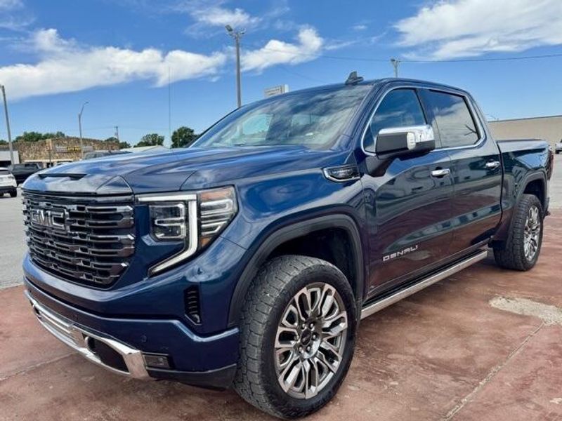 2023 GMC Sierra 1500 Denali UltimateImage 1