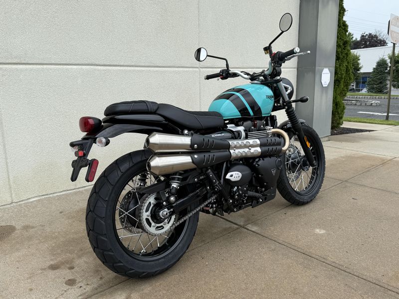 2025 Triumph Scrambler 900Image 3