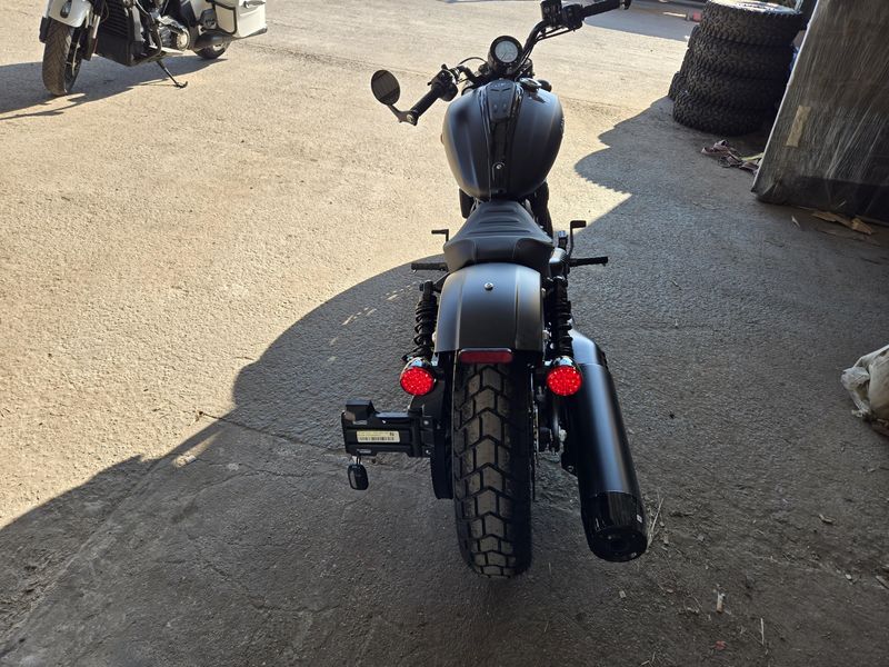NEW 2025 INDIAN MOTORCYCLE SCOUT BOBBER LIMITED WITH TECHNOLOGY PACKAGE Image 7