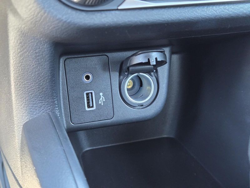 Used 2022 Nissan Versa SV CVT