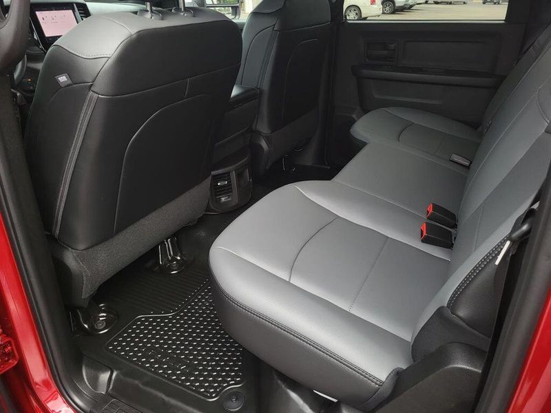 2025 RAM 2500 Tradesman Crew Cab 4x4 6