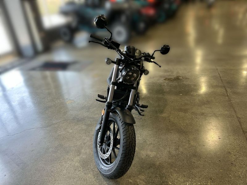 2022 Honda REBEL 300 Image 18