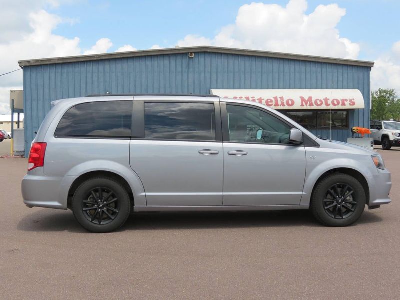 Used 2019 Dodge Grand Caravan SXT 35th Anniversary Edition 4dr Mini VanImage 1