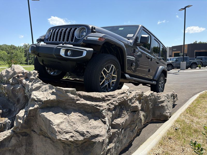 New 2026 Jeep Wrangler 4-door SaharaImage 1