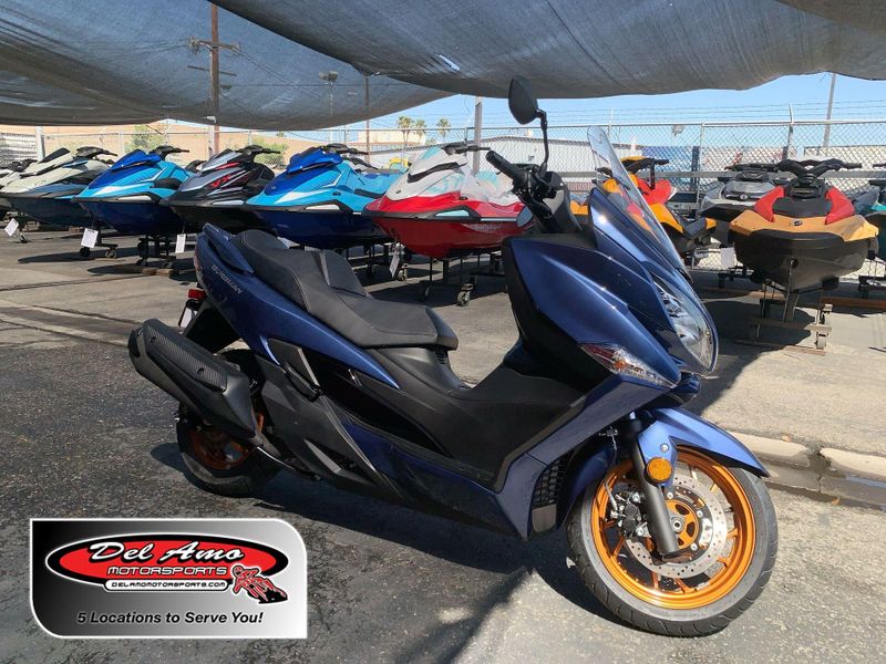 New 2026 Suzuki BURGMAN 400 Image 1