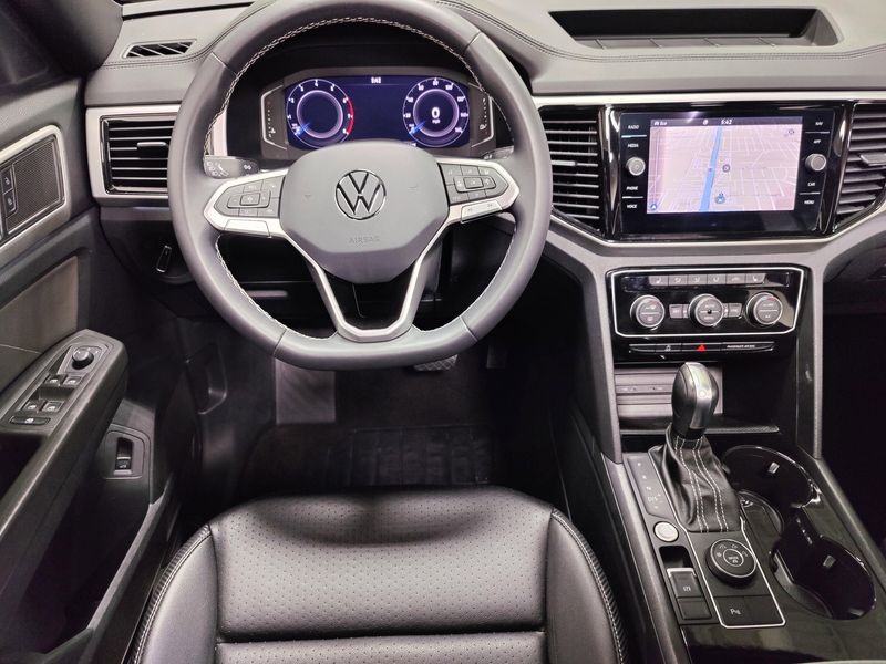 Used 2023 Volkswagen Atlas Cross Sport V6 SEL AWD w/Sunroof/NavImage 22