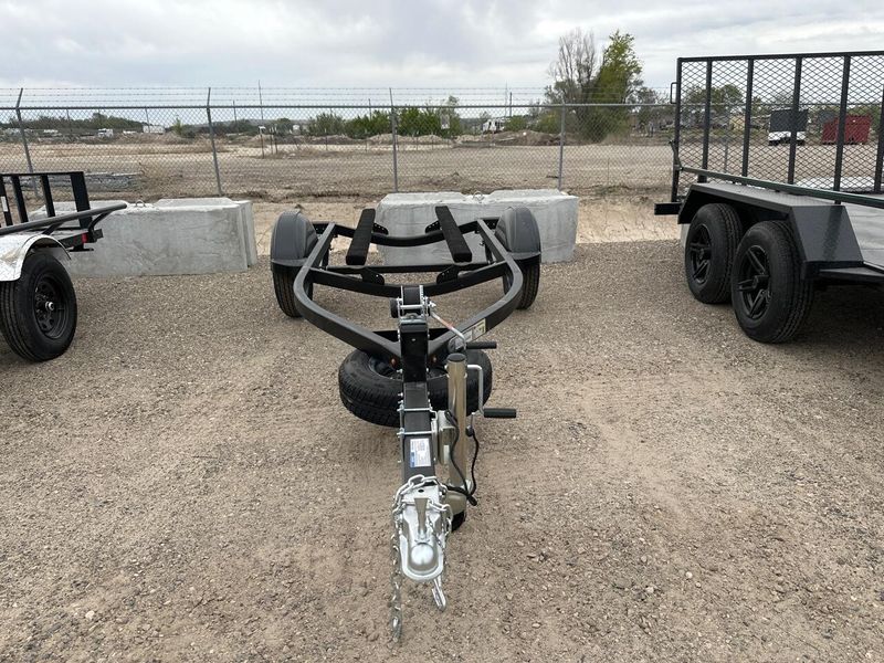 2024 YACHT CLUB SINGLE PLACE PWC WITH 13 TIRES 