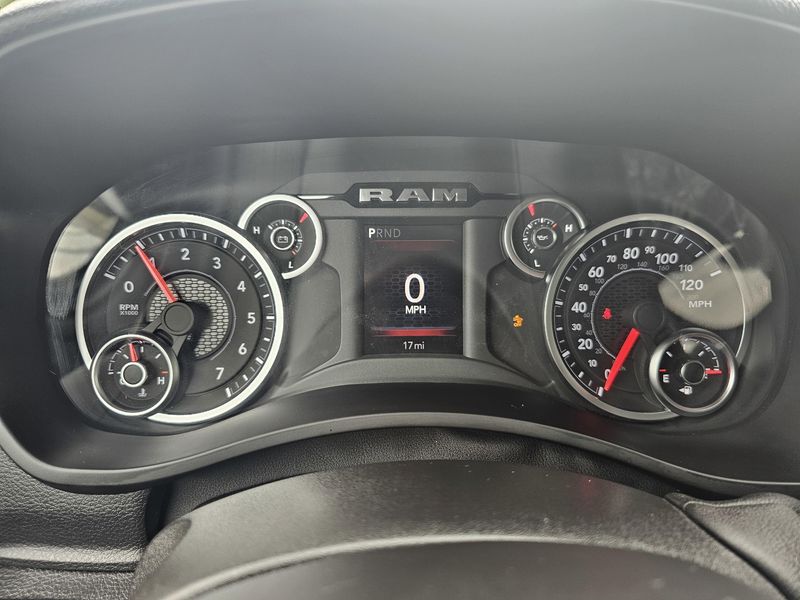 2025 RAM 3500 TradesmanImage 13