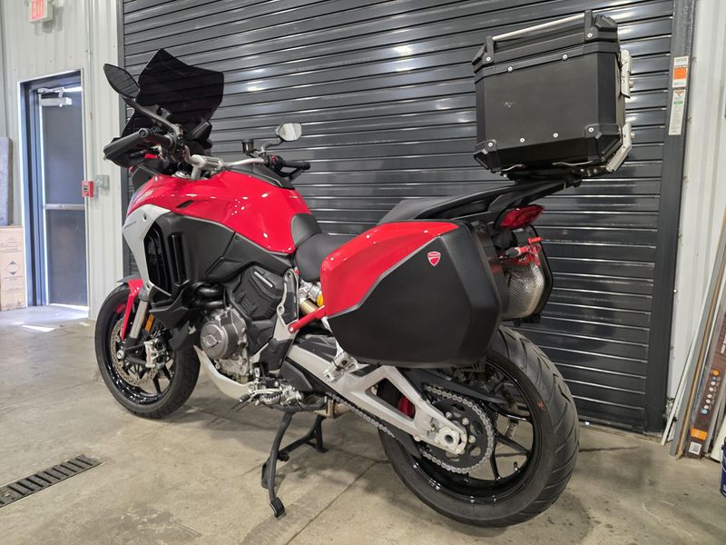 2022 Ducati Multistrada V4 S 