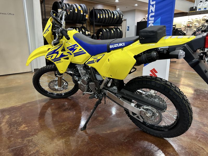 2024 Suzuki DRZ 400S BLACK AND YELLOWImage 3