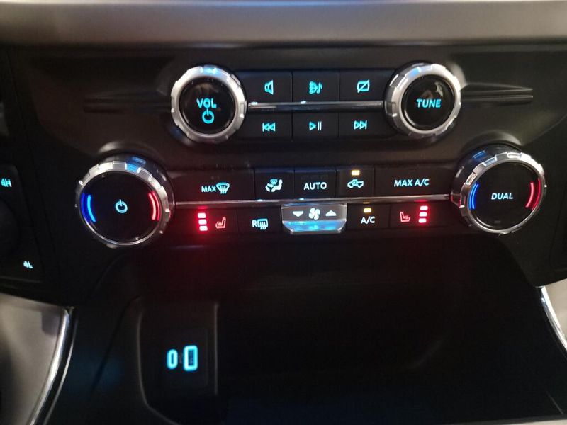 2024 Ford F-150 XLT photo 23