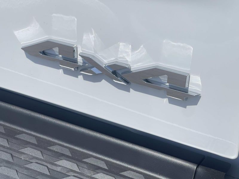 New 2026 RAM 3500 Big Horn Crew Cab 4x4 8' Box