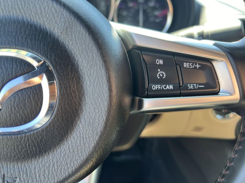 2016 Mazda MX-5 Miata Grand TouringImage 10