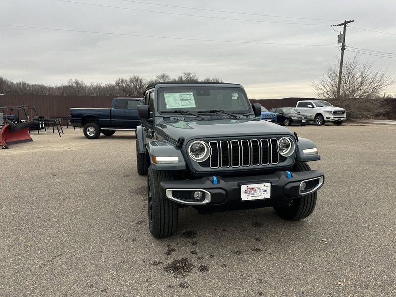 2024 Jeep Wrangler 4-door Sahara 4xeImage 2