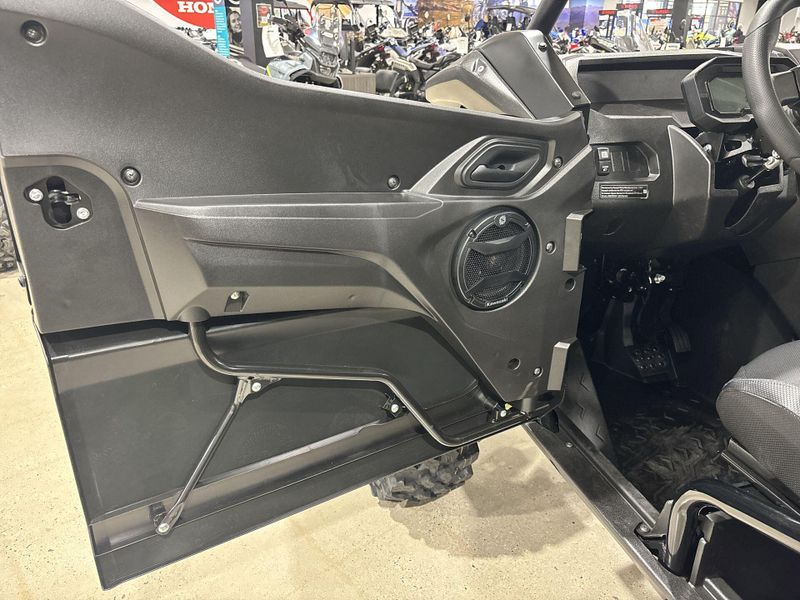 New 2027 Kawasaki TERYX KRX4 1000 BLACKOUT EDITION Image 21