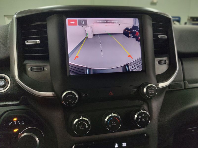 Used 2024 RAM 2500 Big Horn Crew Cab 6.4L V8 4x4Image 19