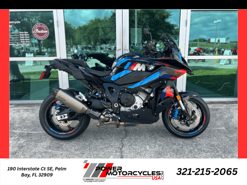 2026 BMW M 1000 XR