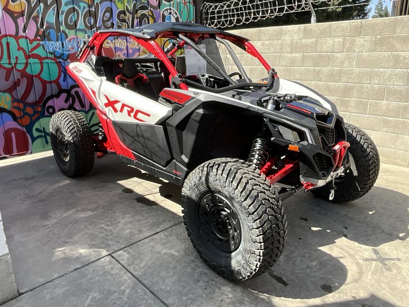 2024 Can-Am MAVERICK X3 XRC TURBO RR 72Image 3