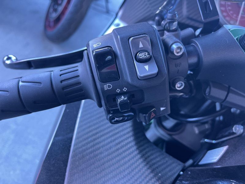 Used 2019 Kawasaki Ninja ZX-14R ABS Image 22