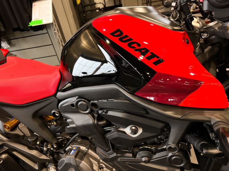 2024 Ducati Monster in a Dark Stealth exterior color. Gateway BMW Ducati Motorcycles 314-427-9090 gatewaybmw.com 