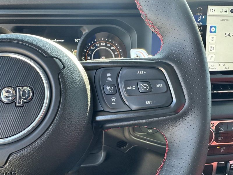 2024 Jeep Wrangler Rubicon 392Image 20