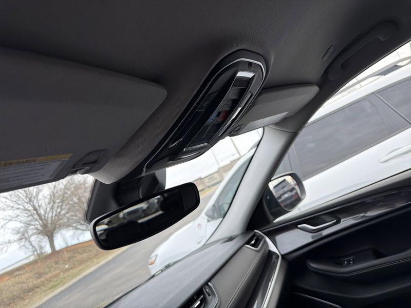 Used 2022 Jeep Grand Cherokee LaredoImage 29