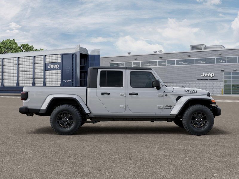 New 2026 Jeep Gladiator Willys 4x4Image 12