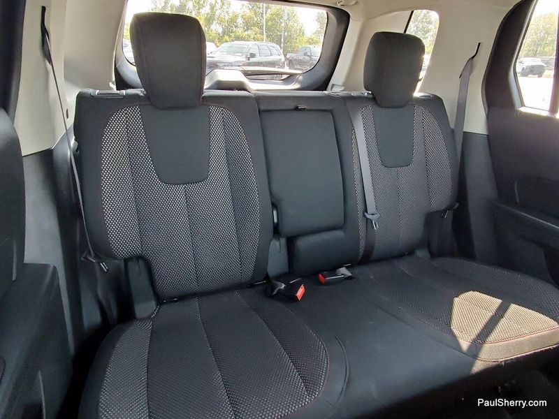 2017 Gmc Terrain SLE photo 3